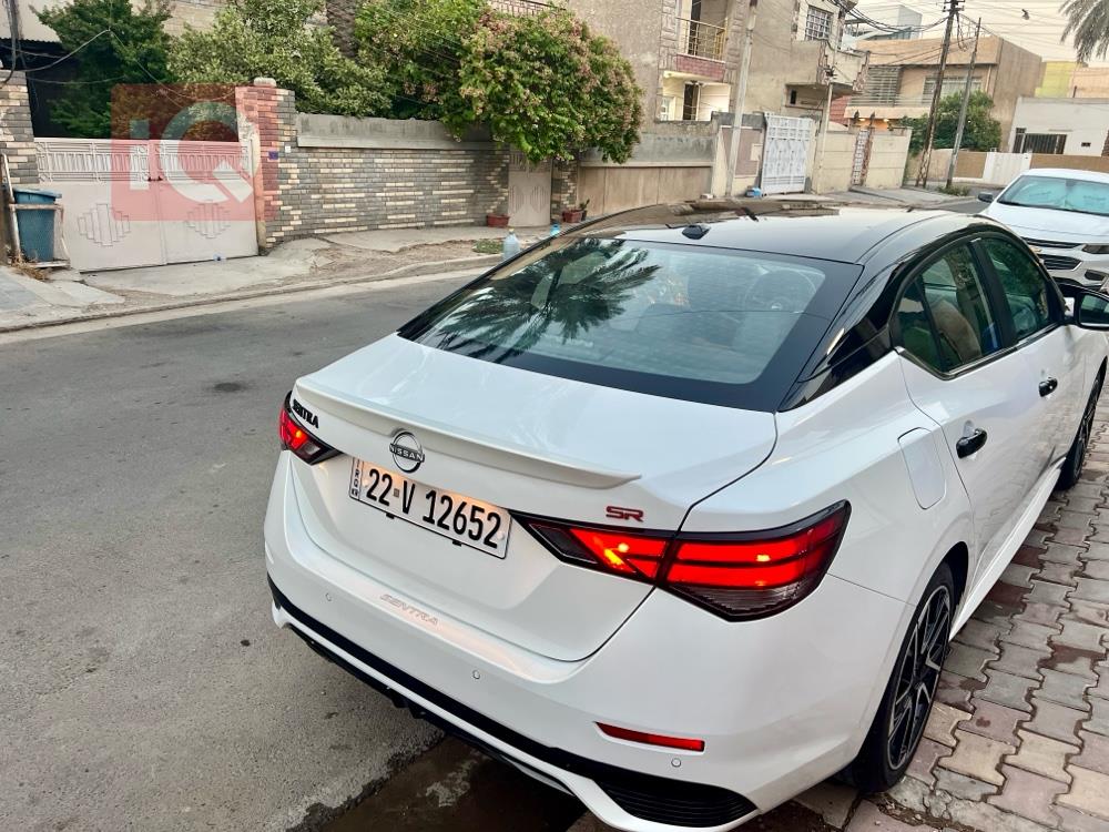 نيسان سنترا